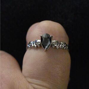 Black Teardrop Stone Silver Ring